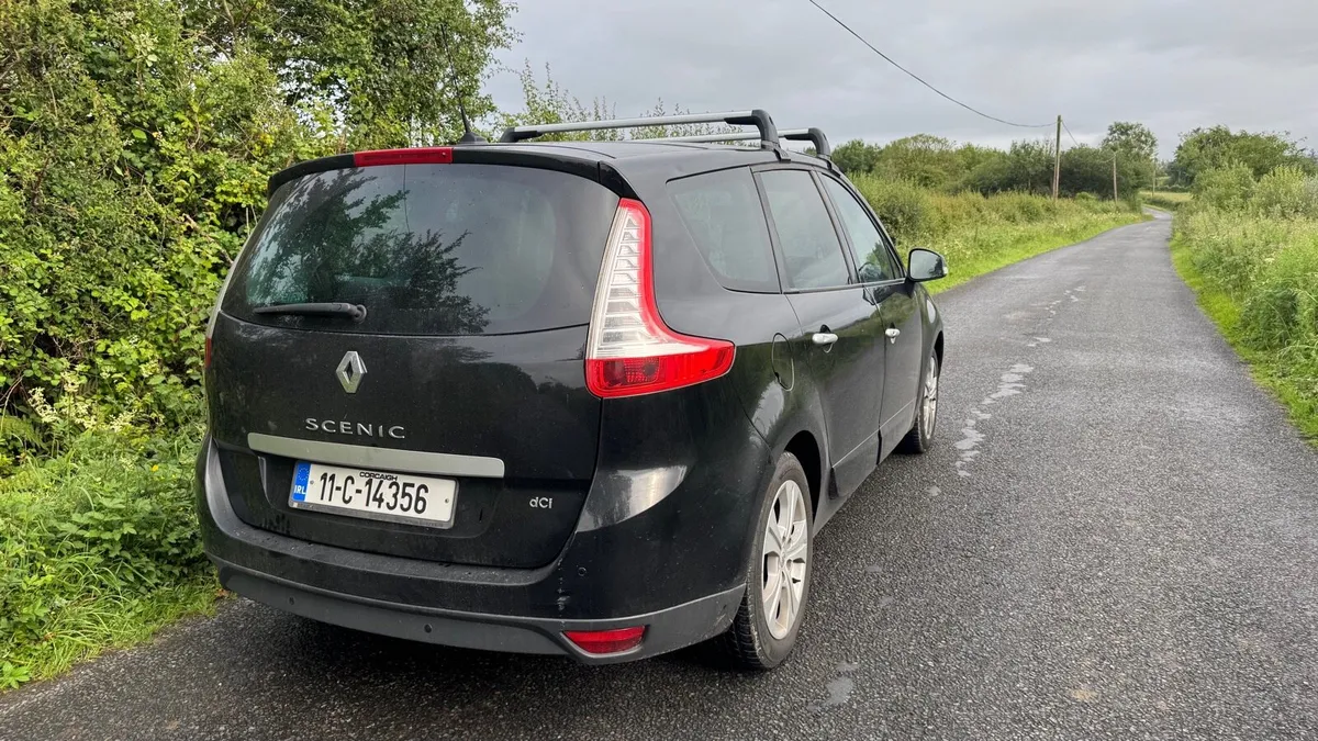 Renault Grand Scenic - Image 4