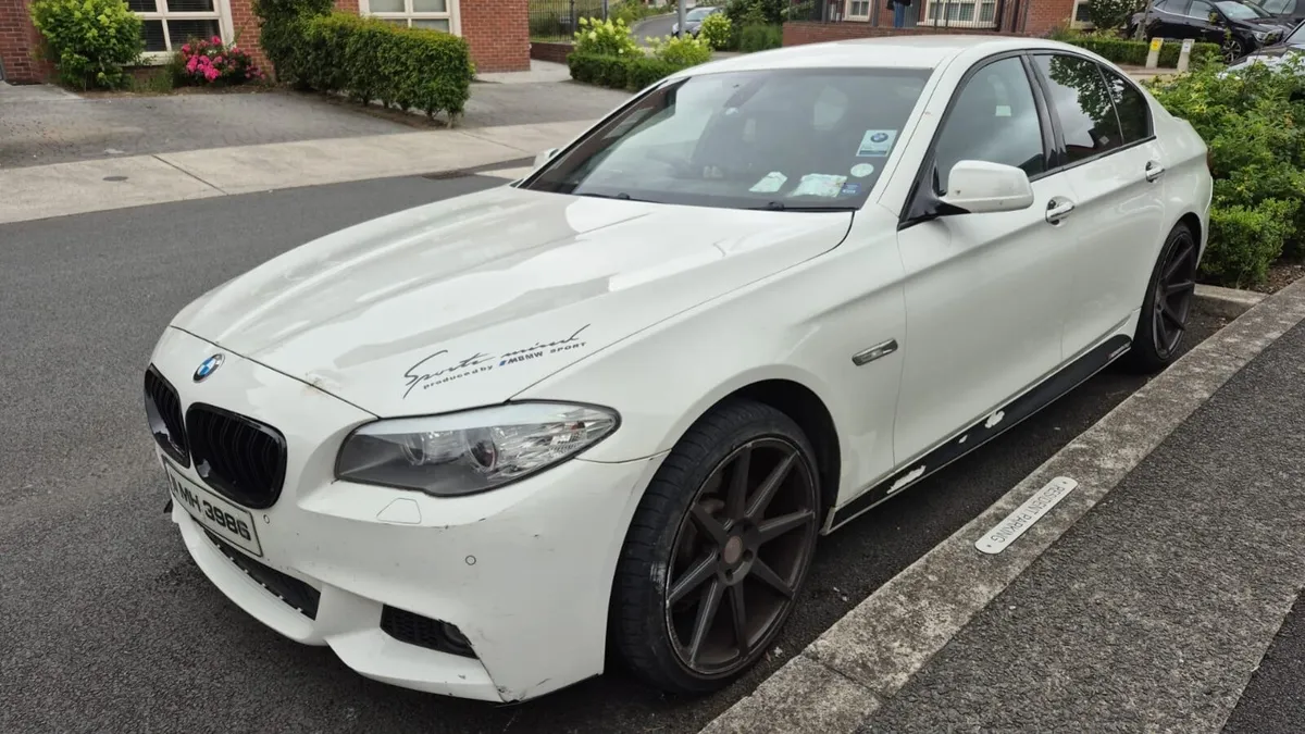 BMW 5-Series 2011 - Image 3