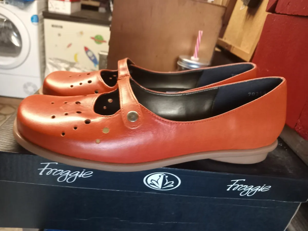 Shoes - Image 2