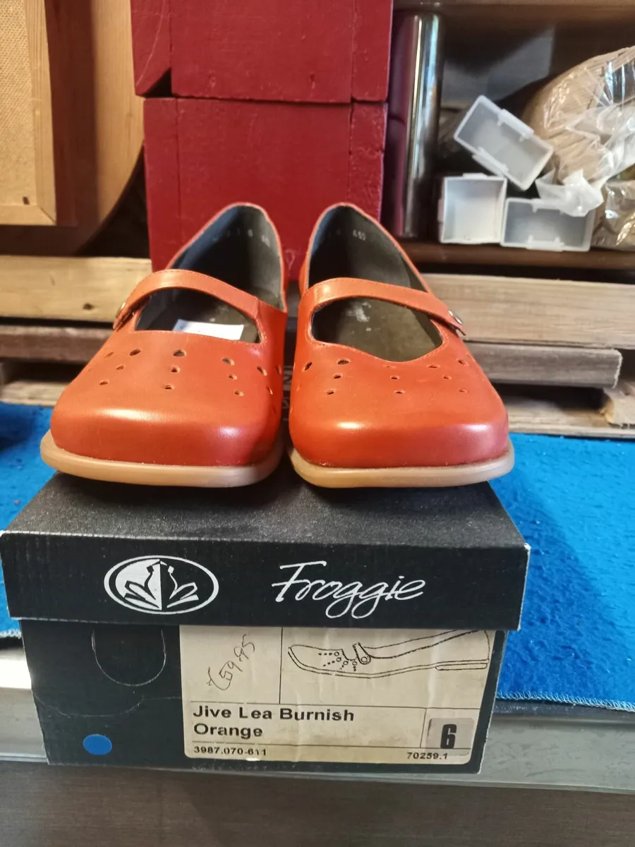 Shoes - Image 4