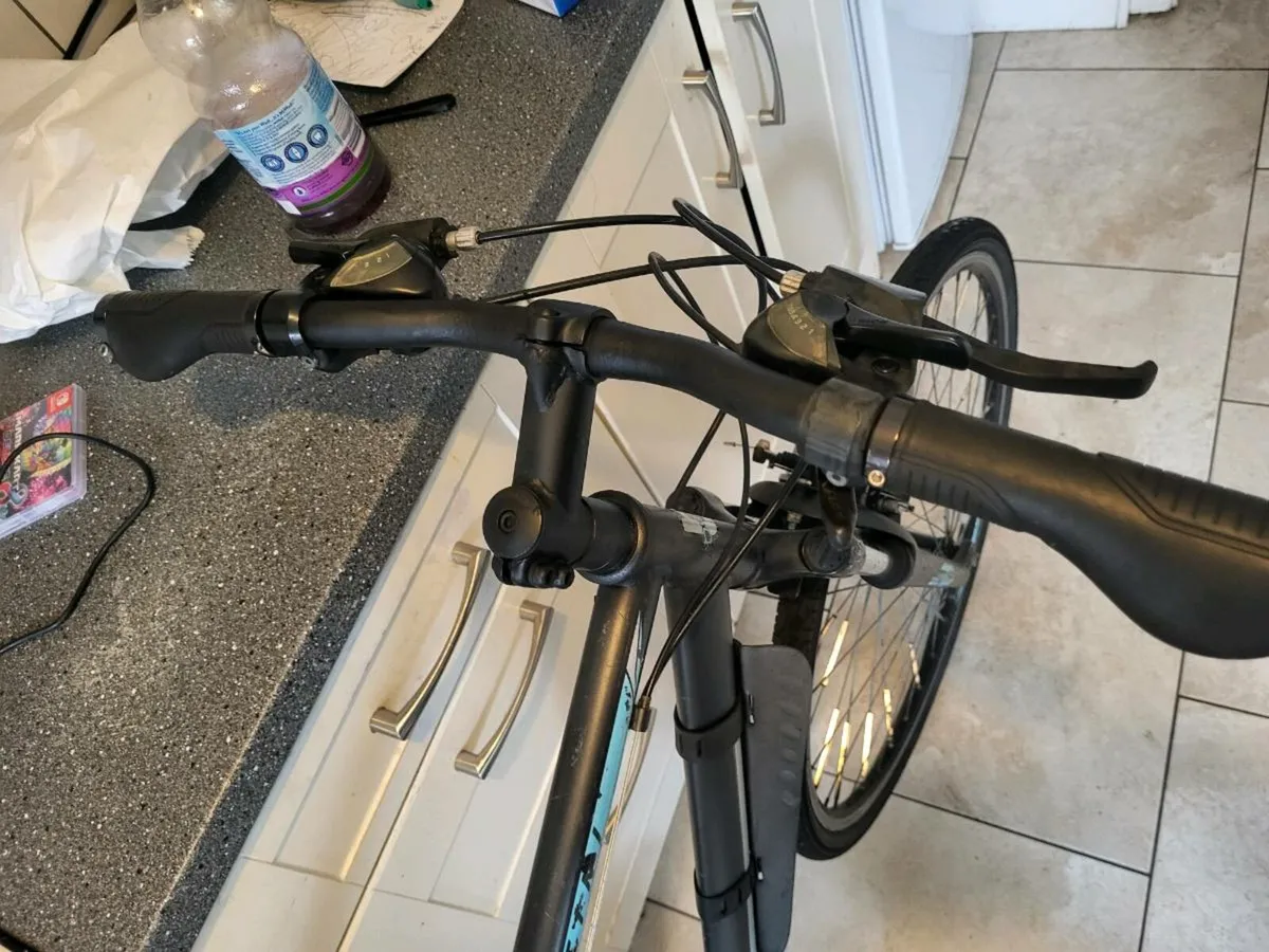 Mens hybrid bike - Image 4