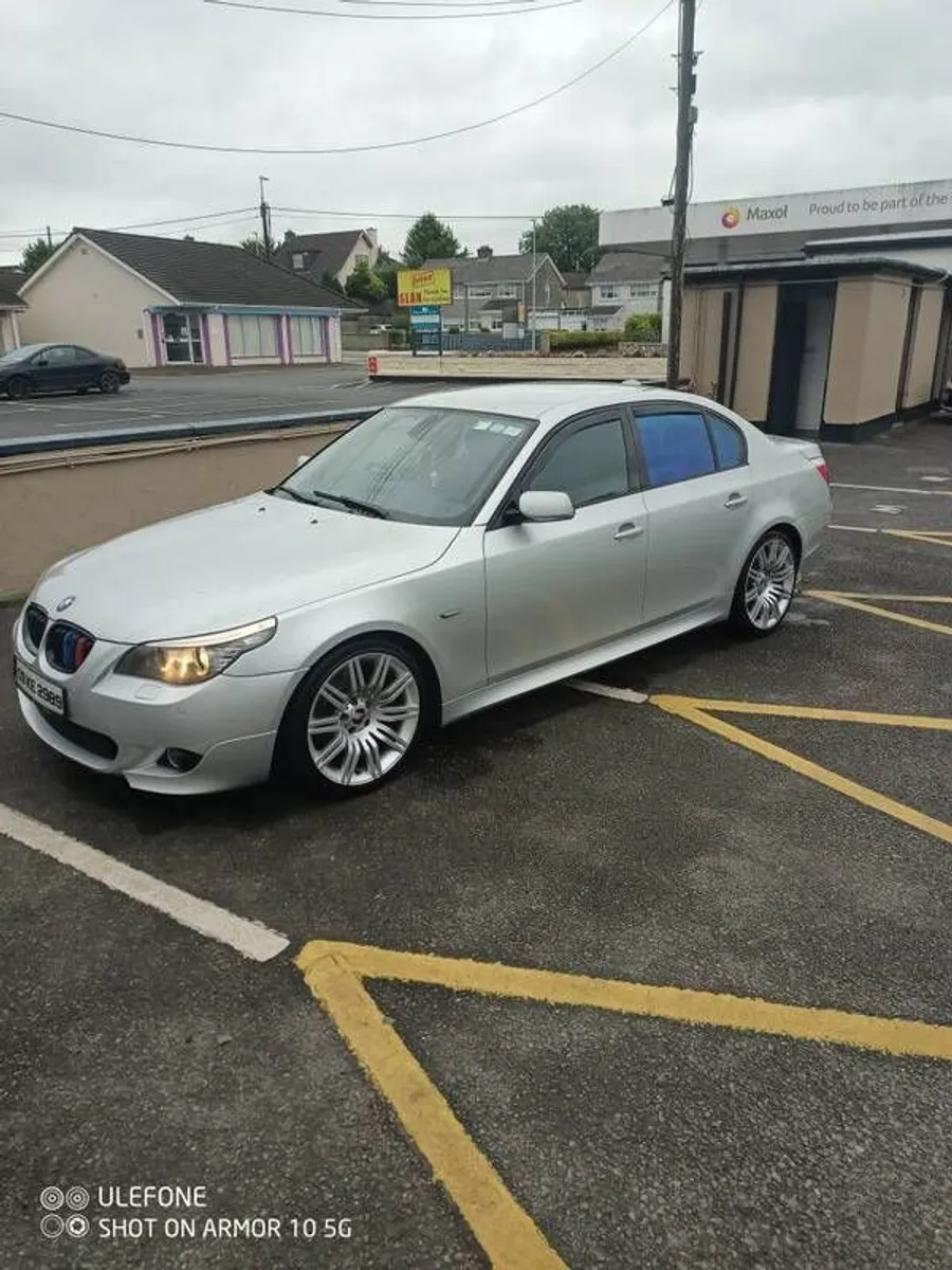 2009 Bmw 520 - Image 2