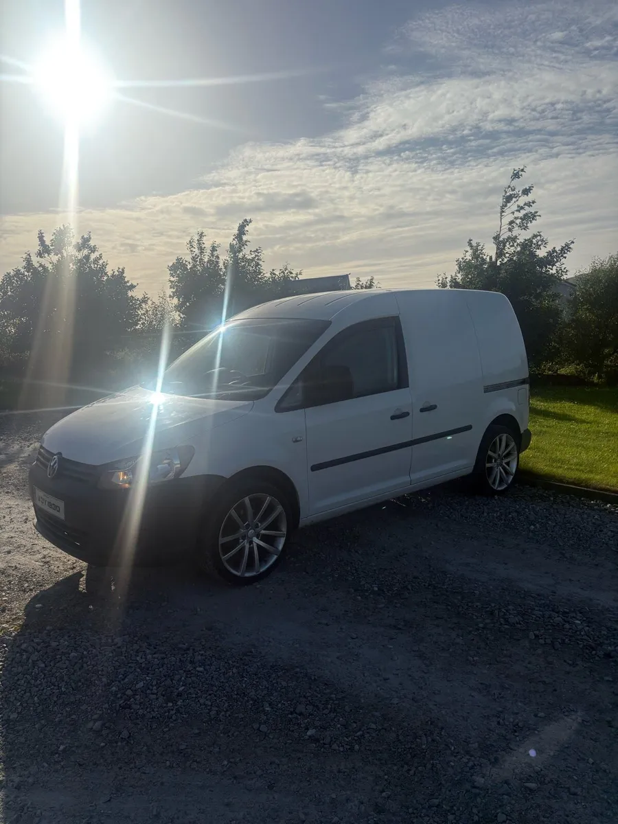 Volkswagen caddy - Image 4