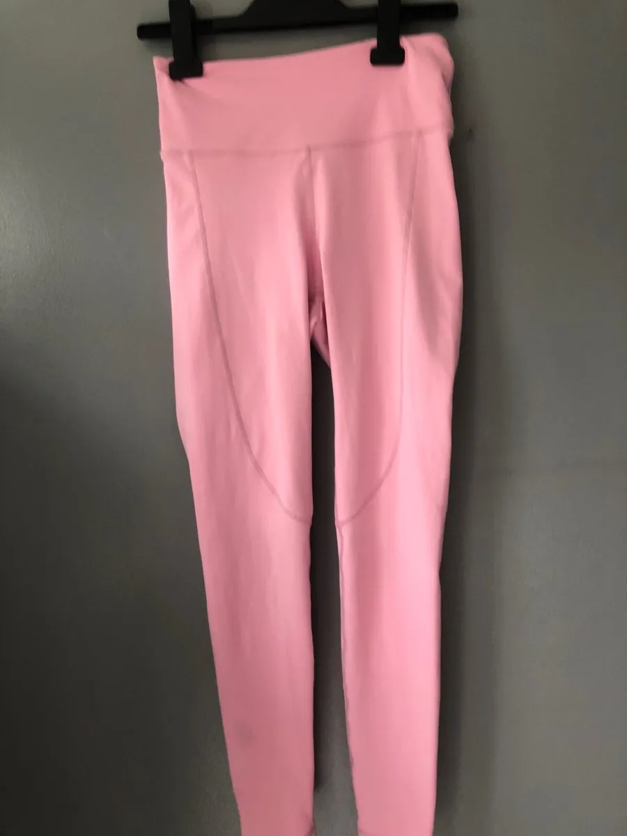 Ladies legging size S €3 - Image 1