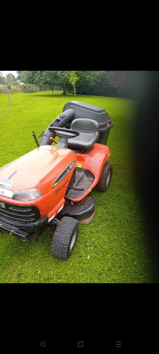 Ride on mower - Image 2