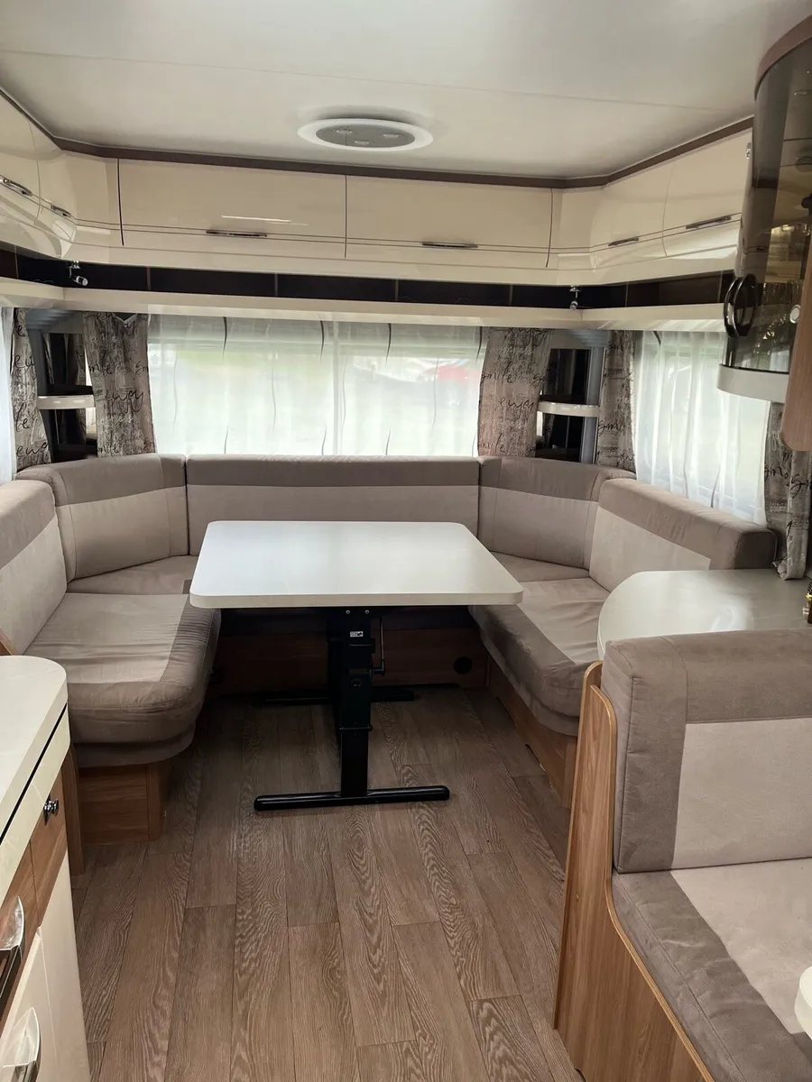 Caravan - Image 4