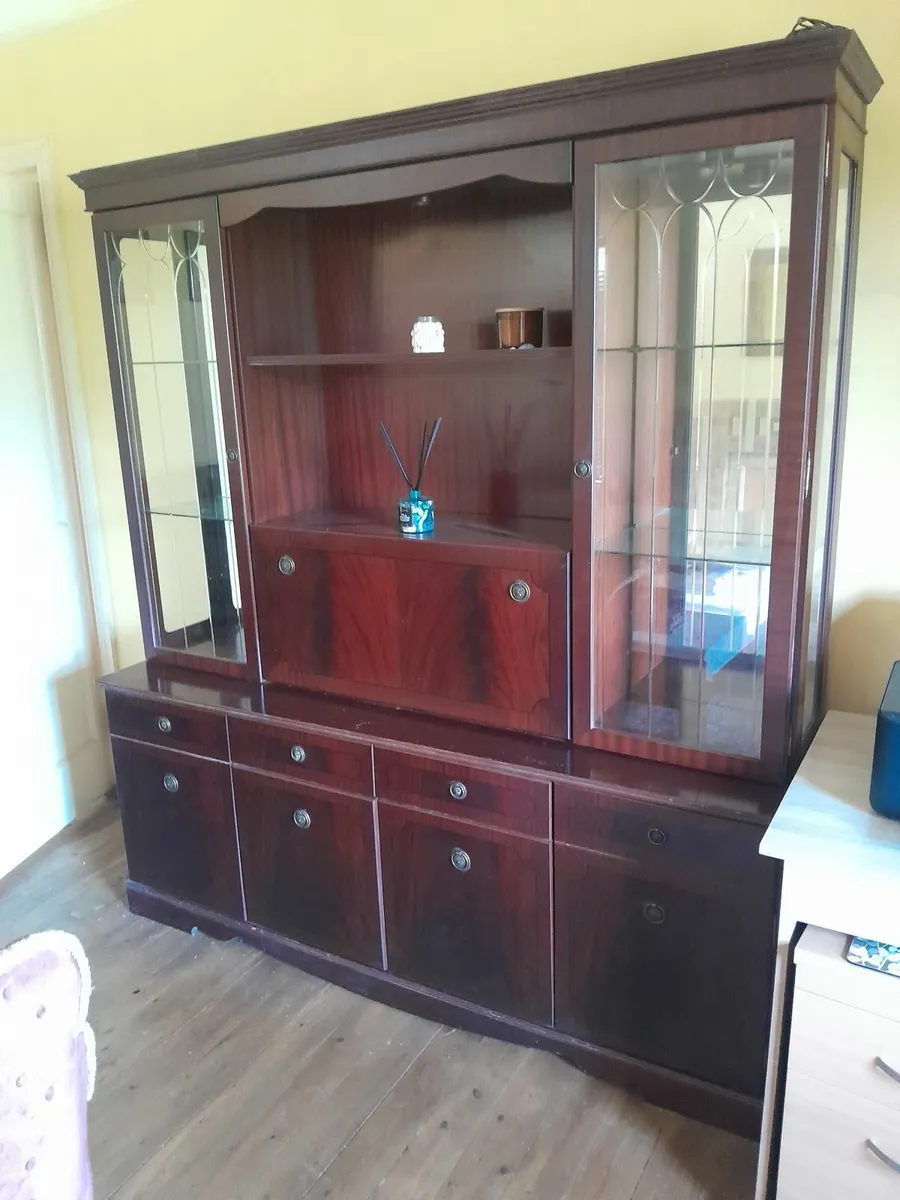SITTING ROOM PRESS - Image 2
