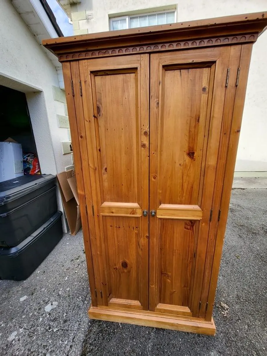 2 Wardrobes and free standing mirror - Image 1