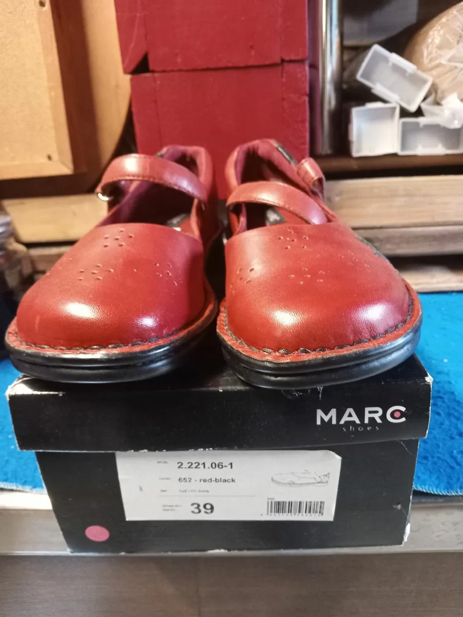 Shoes - Image 4