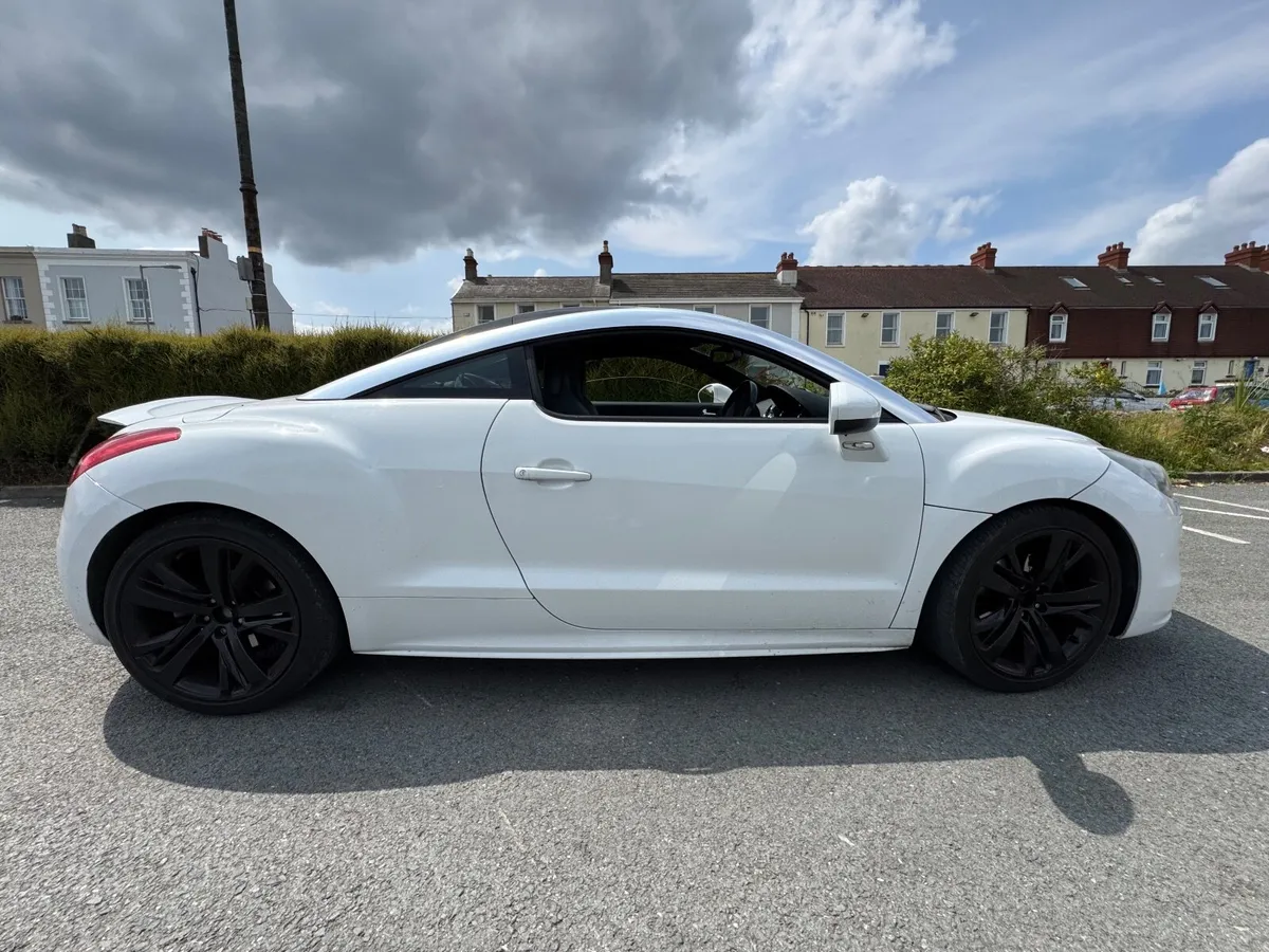 Peugeot RCZ 2013 - Image 1
