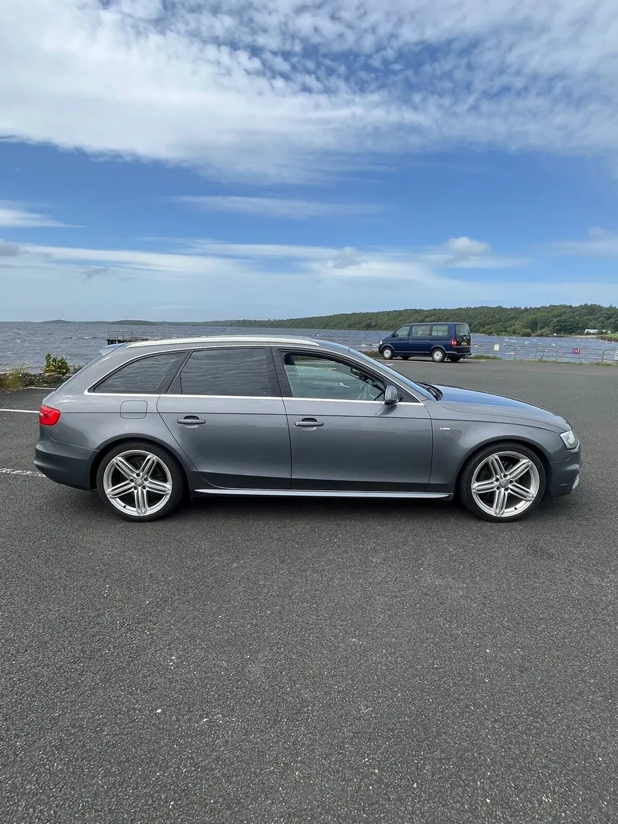 Audi A4 S Line Estate – FSH – New Timing Belt - Image 2