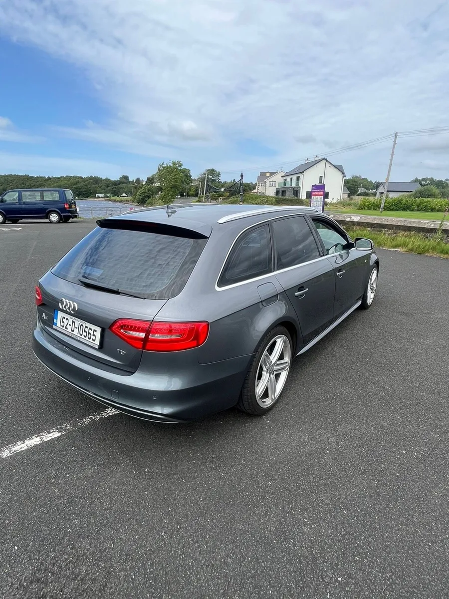 Audi A4 S Line Estate – FSH – New Timing Belt - Image 3
