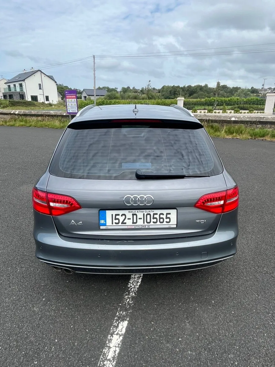 Audi A4 S Line Estate – FSH – New Timing Belt - Image 4