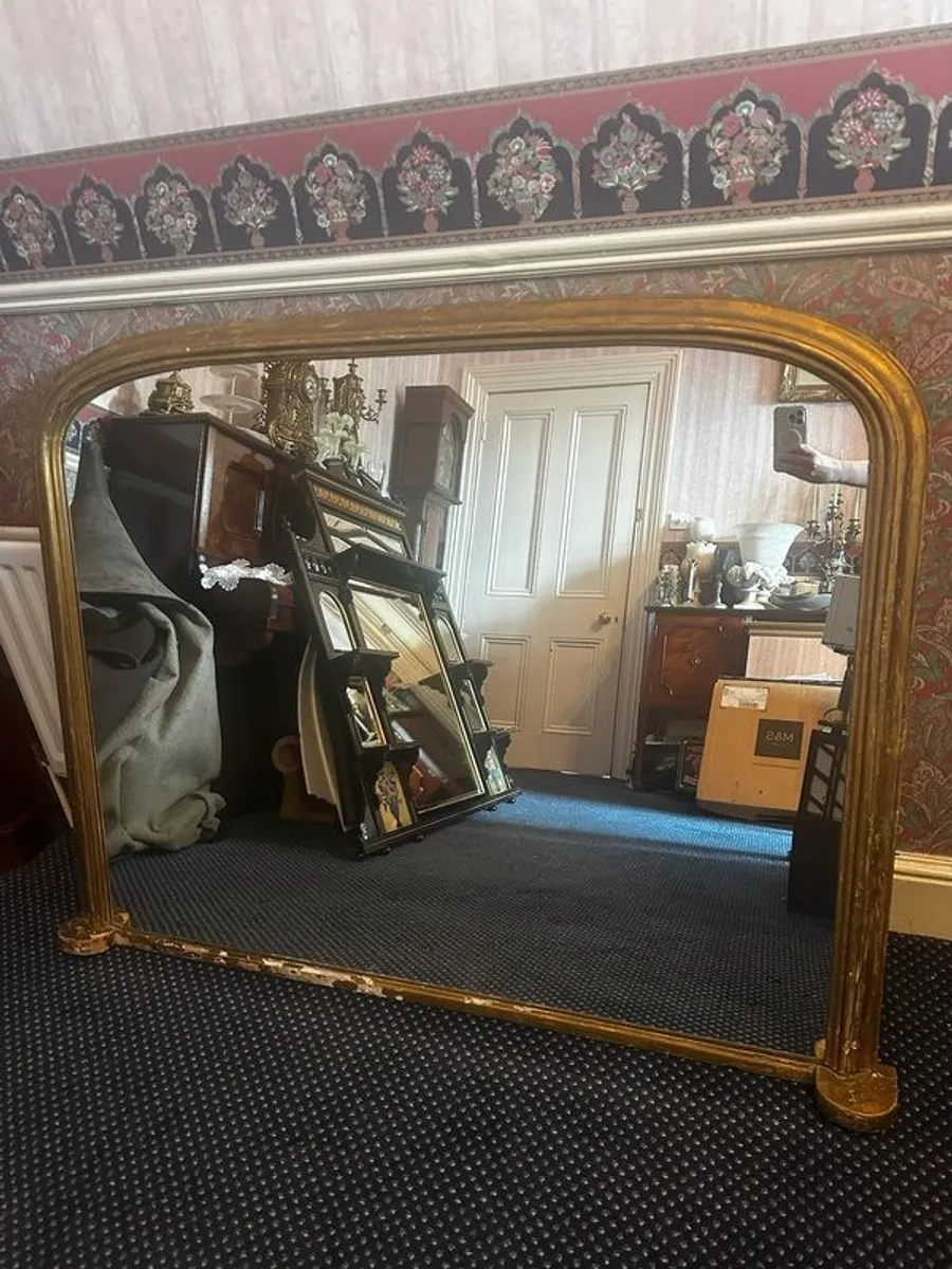 Large gold antique mirror - Image 1