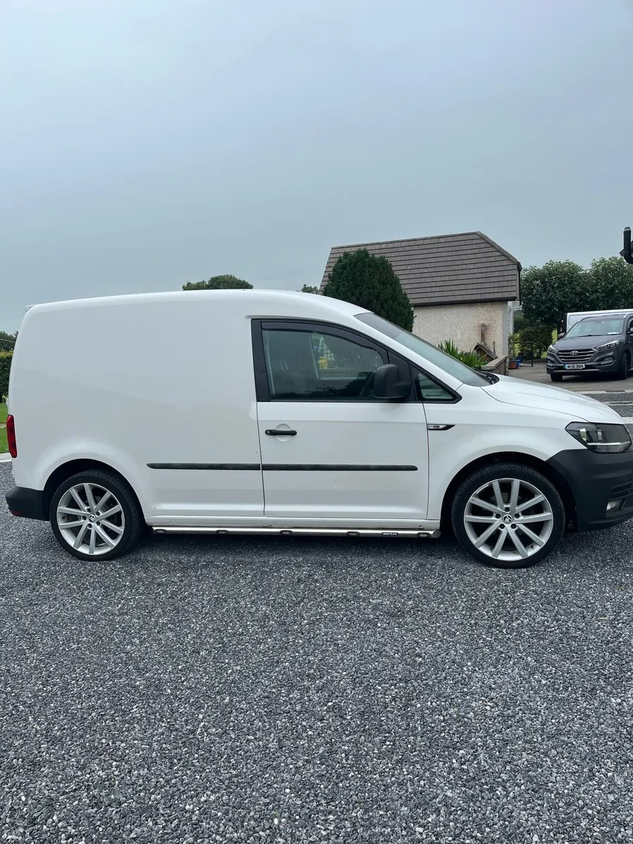 Volkswagen caddy - Image 2