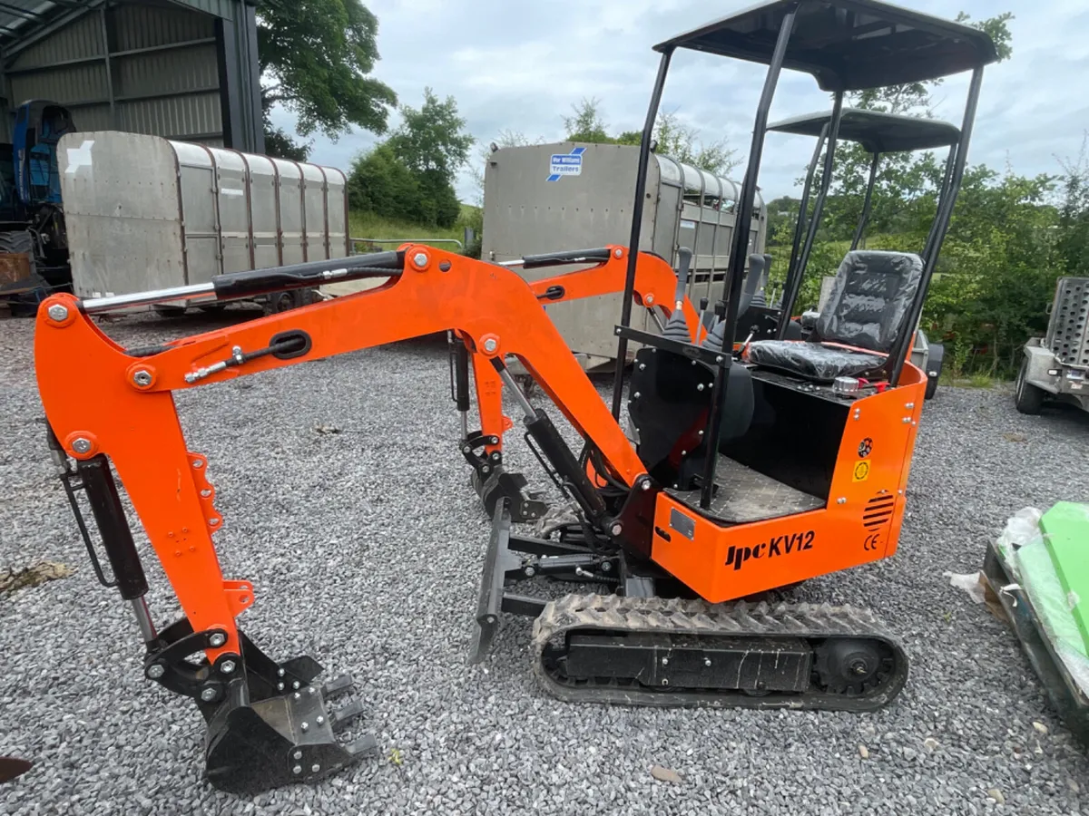 New unused jpc 1 ton mini diggers - Image 3