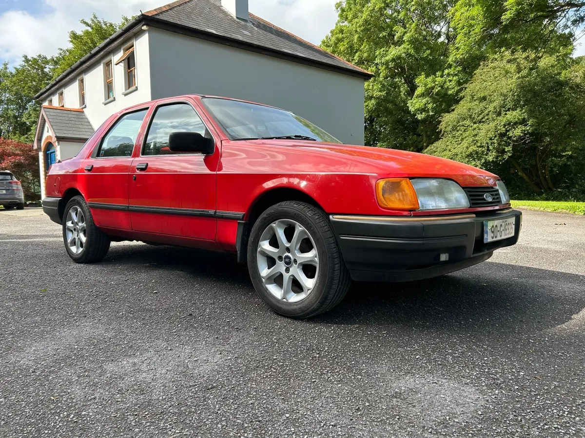 Ford Sierra 1990 - Image 1