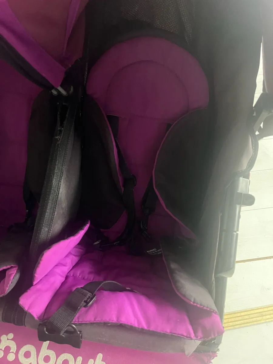 Out and about double buggy nipper v4 - Image 4