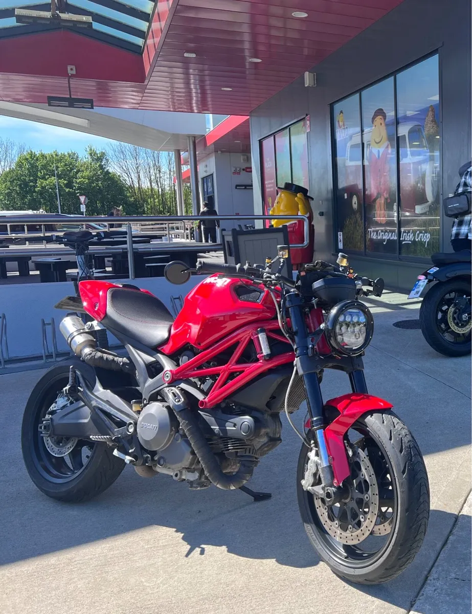 Ducati Monster 696 2008 - Image 3