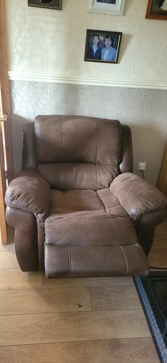 3 piece suite - Image 3