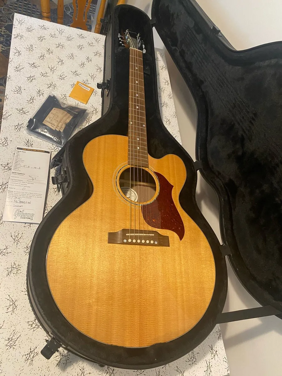 Gibson J-185 EC Modern Walnut Antique Natural - Image 1