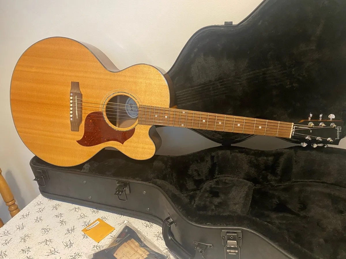 Gibson J-185 EC Modern Walnut Antique Natural - Image 3