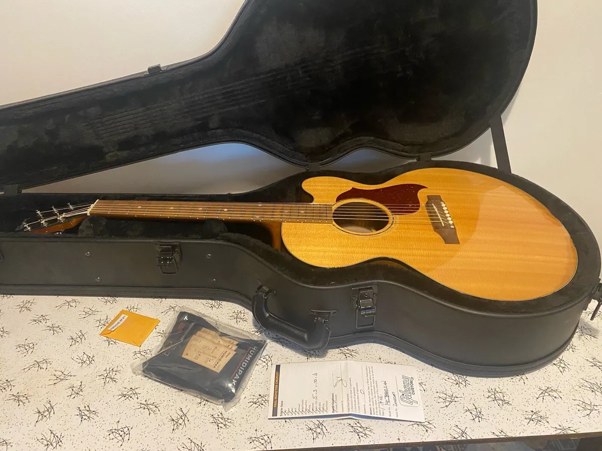 Gibson J-185 EC Modern Walnut Antique Natural - Image 4