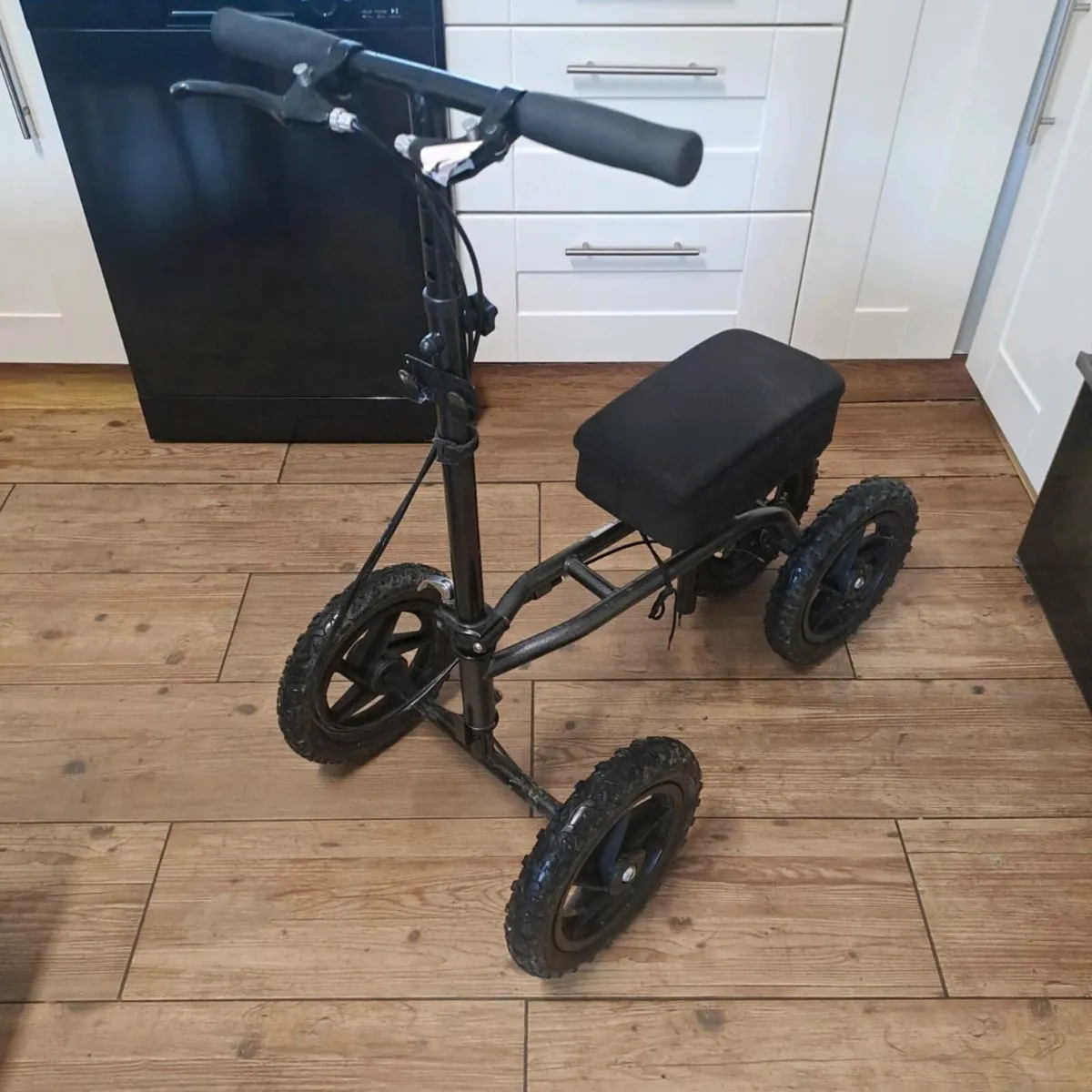 Knee scooter - Image 2