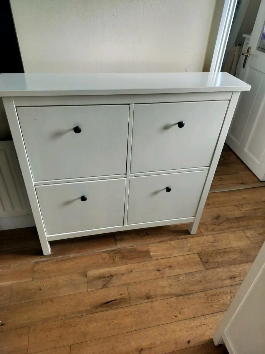 Shoe cabinet - Image 1