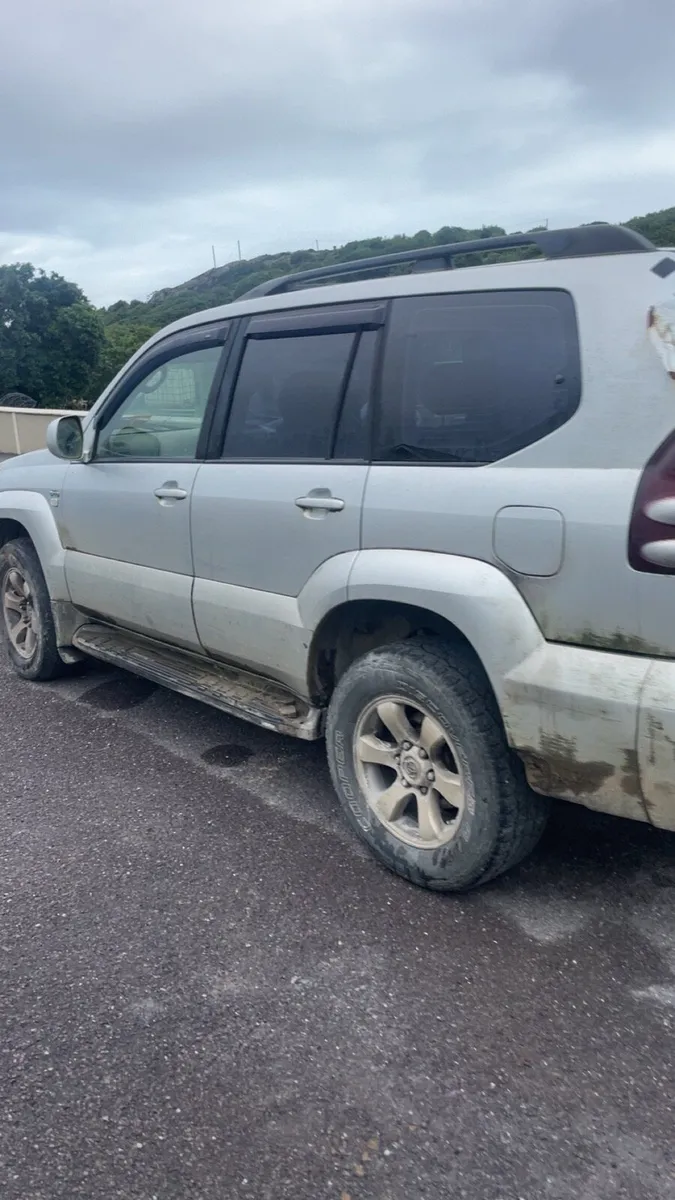 Toyota landcruiser - Image 3