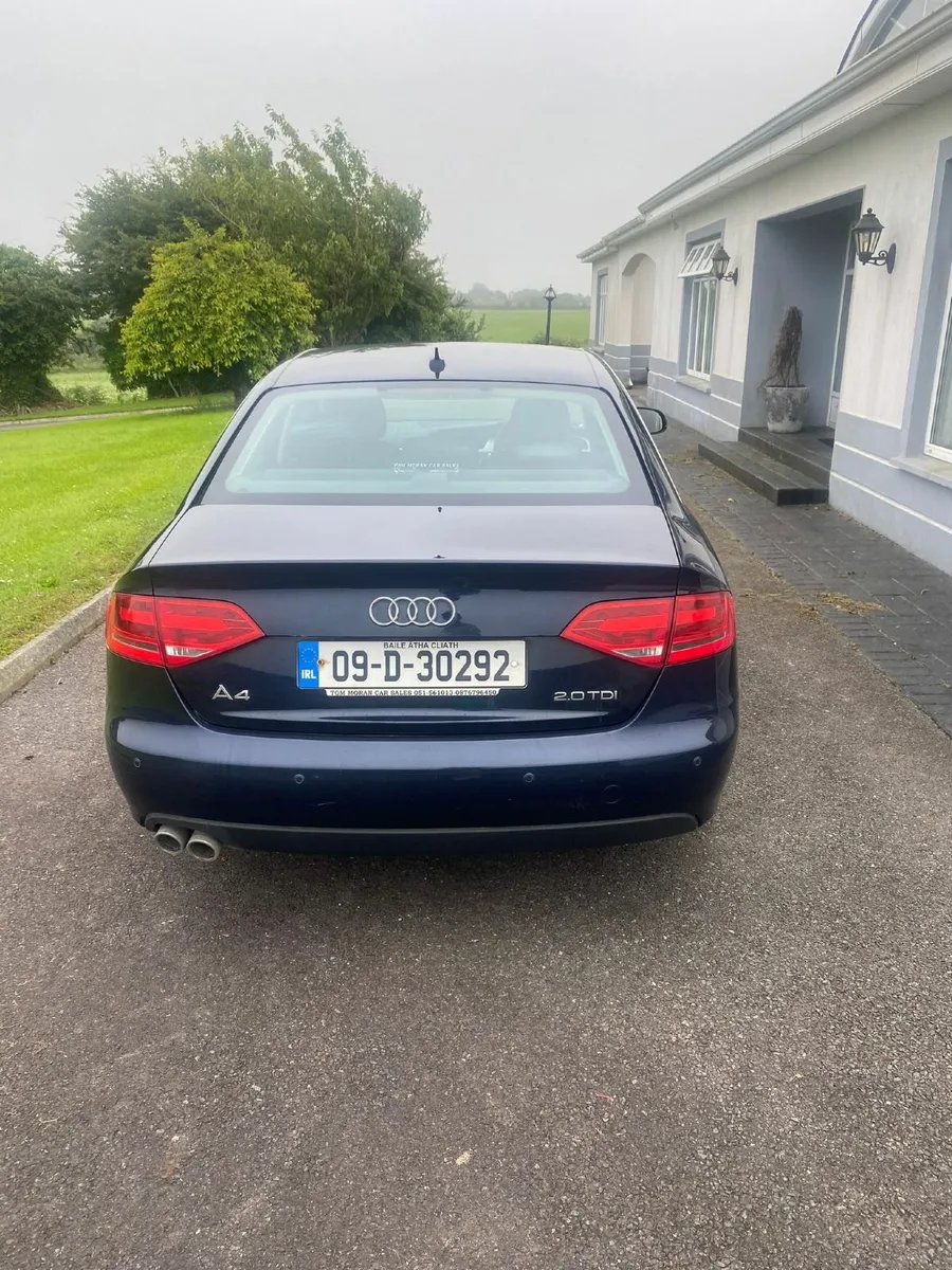 Audi A4 2009 - Image 4