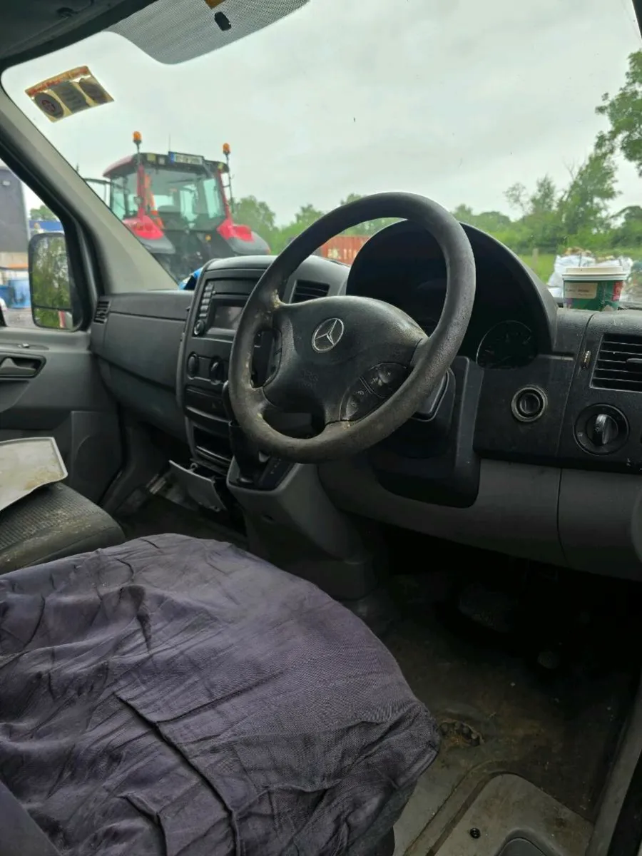 Van for sale - Image 3