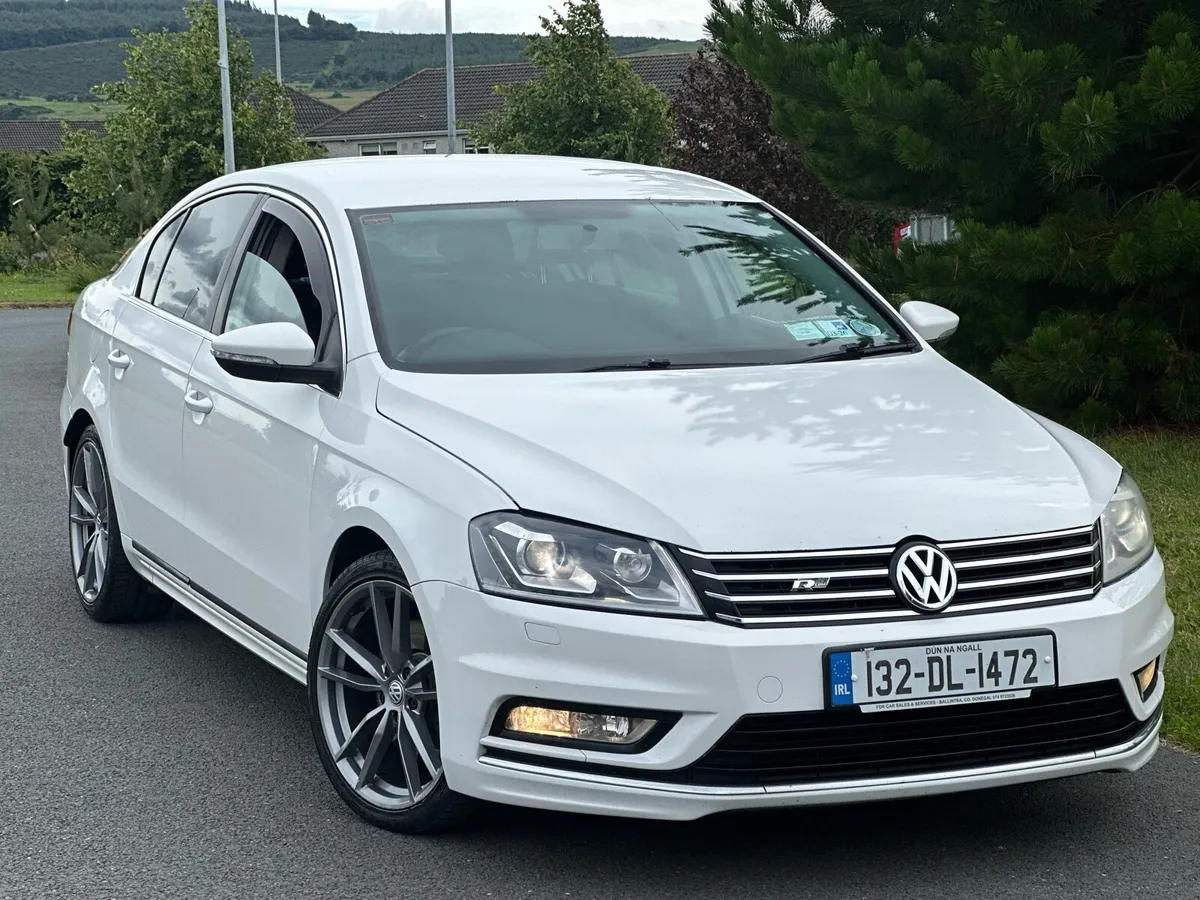 Volkswagen Passat R-line - Image 1