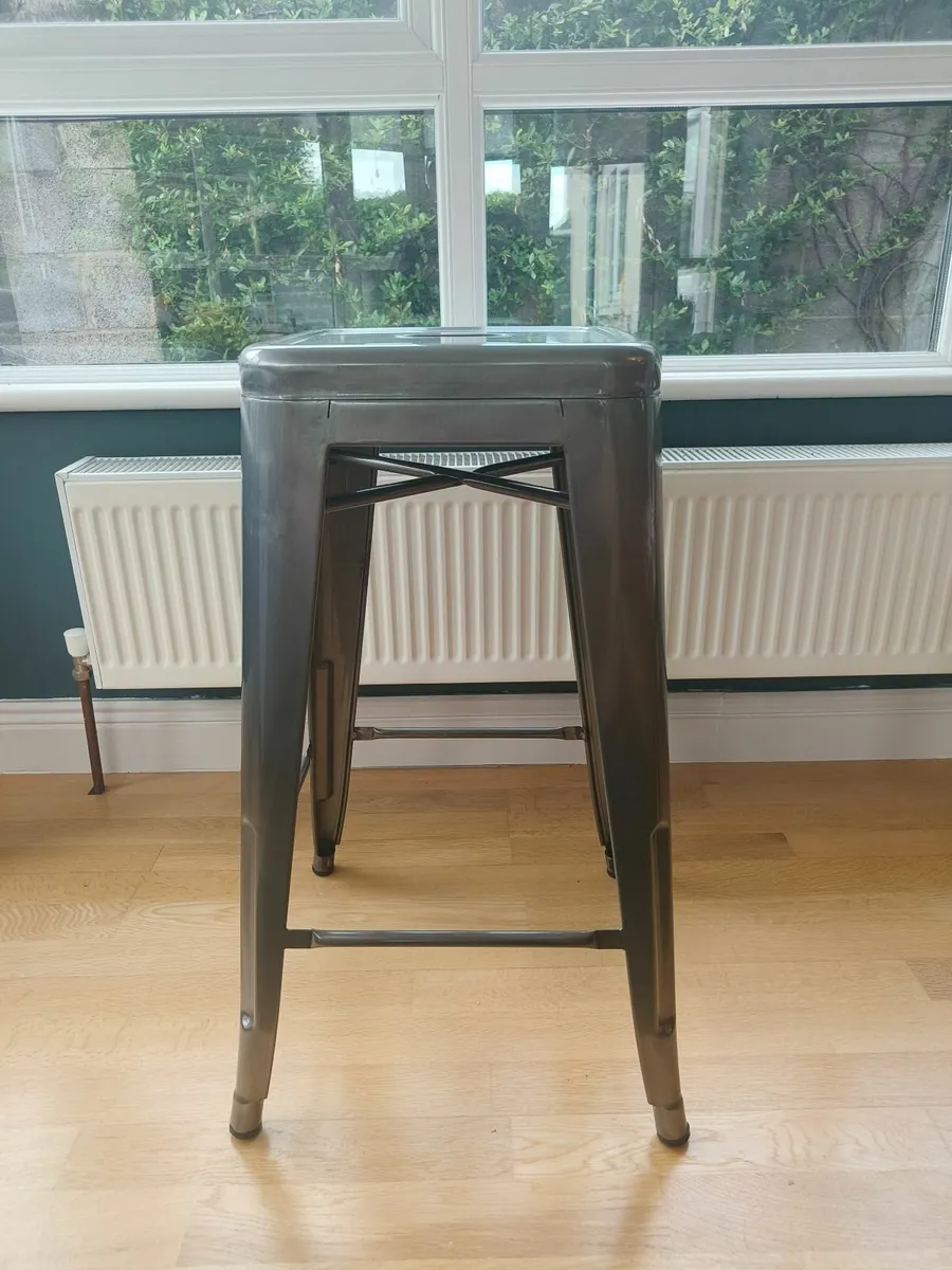 Bistro high bar stool (set of 3) - Image 1
