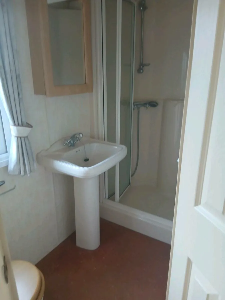 Rent 2 bed moblie home - Image 4
