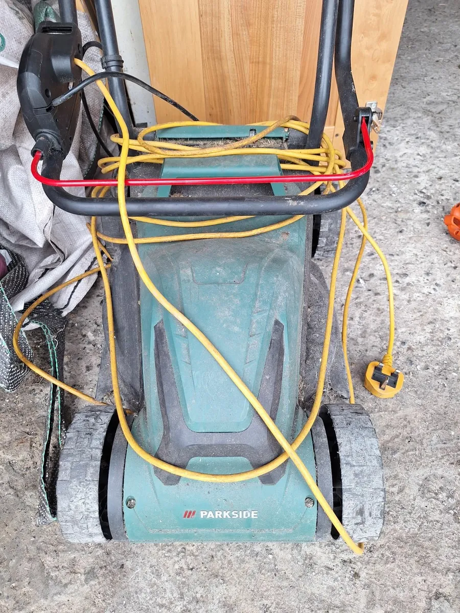 Electric lawn mower - Image 1