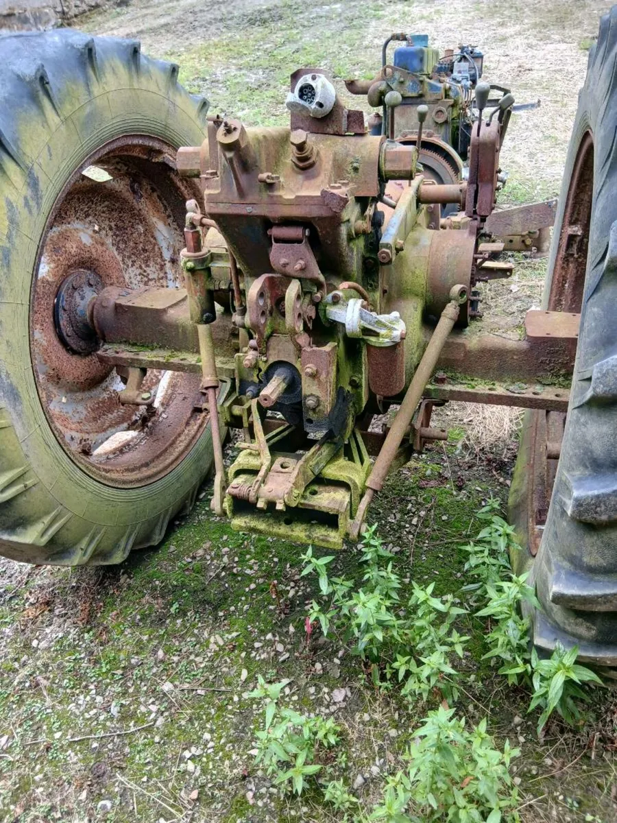 Leyland tractor - Image 3