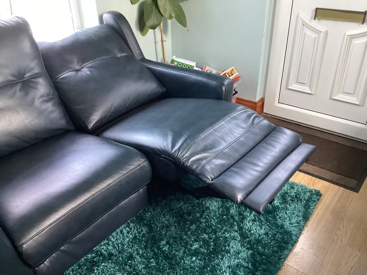 Sofa (2 seater electric recliner) - Image 3