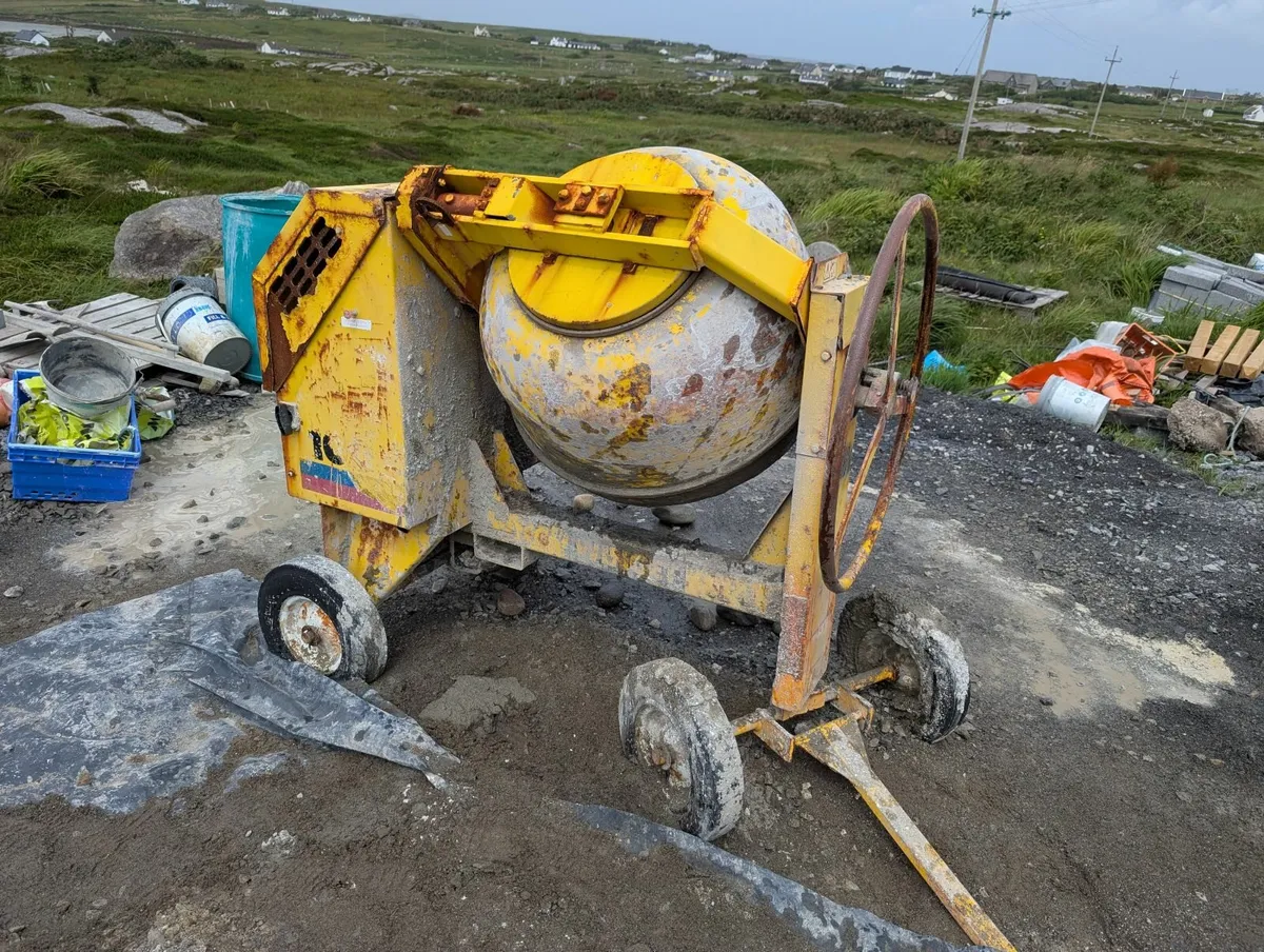 Diesel cement mixer - Image 2