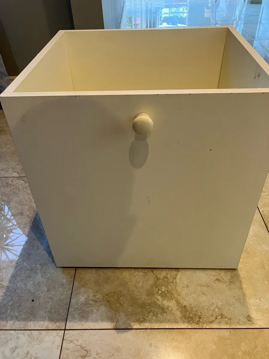 Drawers on Wheels - Image 2