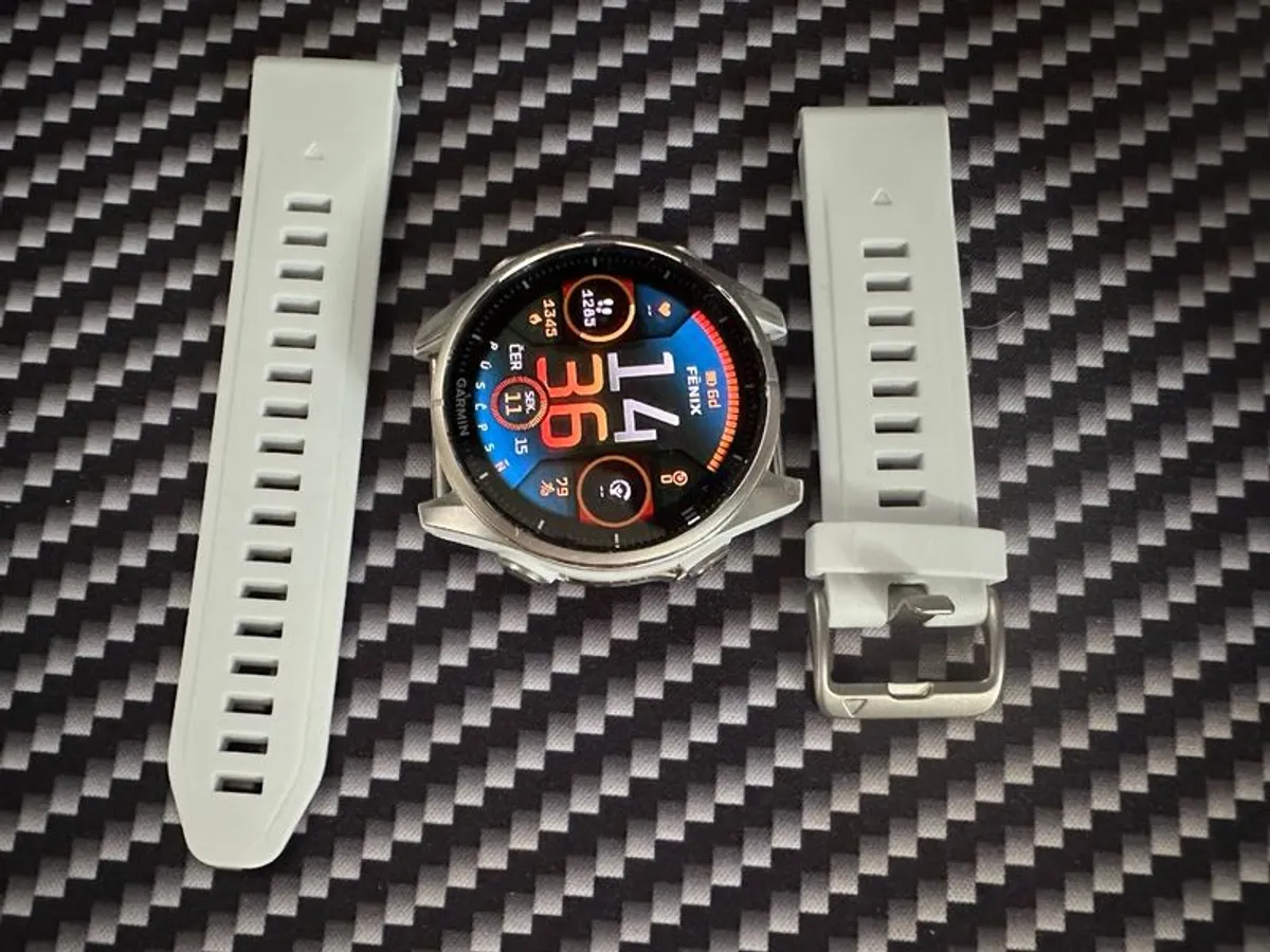 Garmin Fenix 8  43mm - Image 2