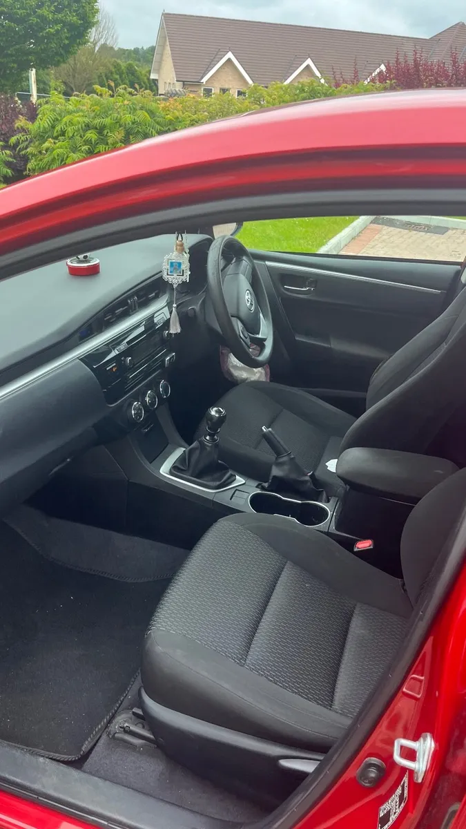 Toyota Corolla 2014 - Image 3