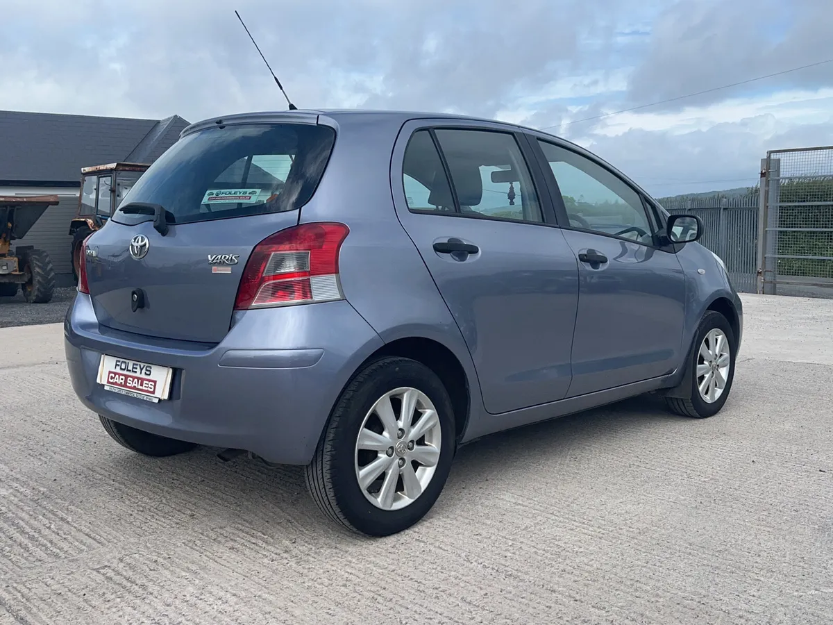 2011 Toyota Yaris (NCT 01-26) - Image 4