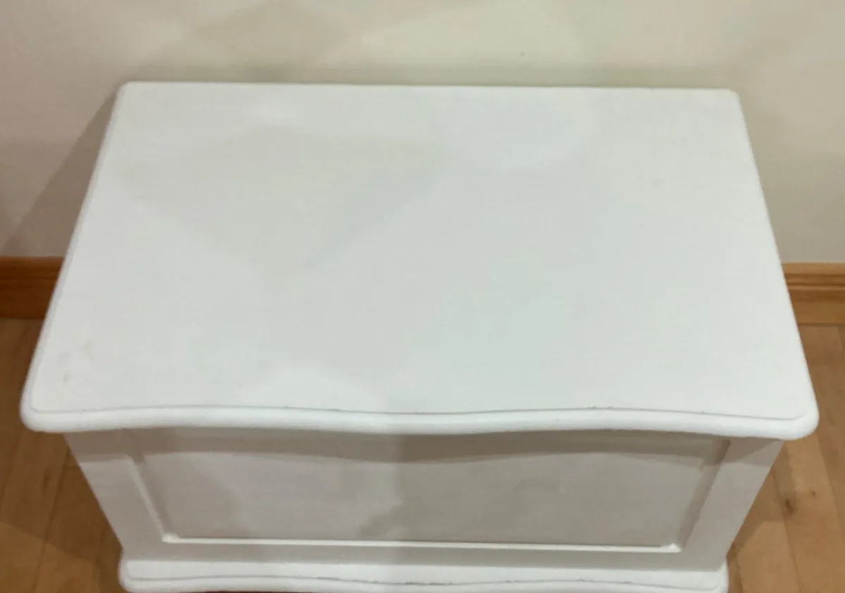 Duvet cupboard - Image 3