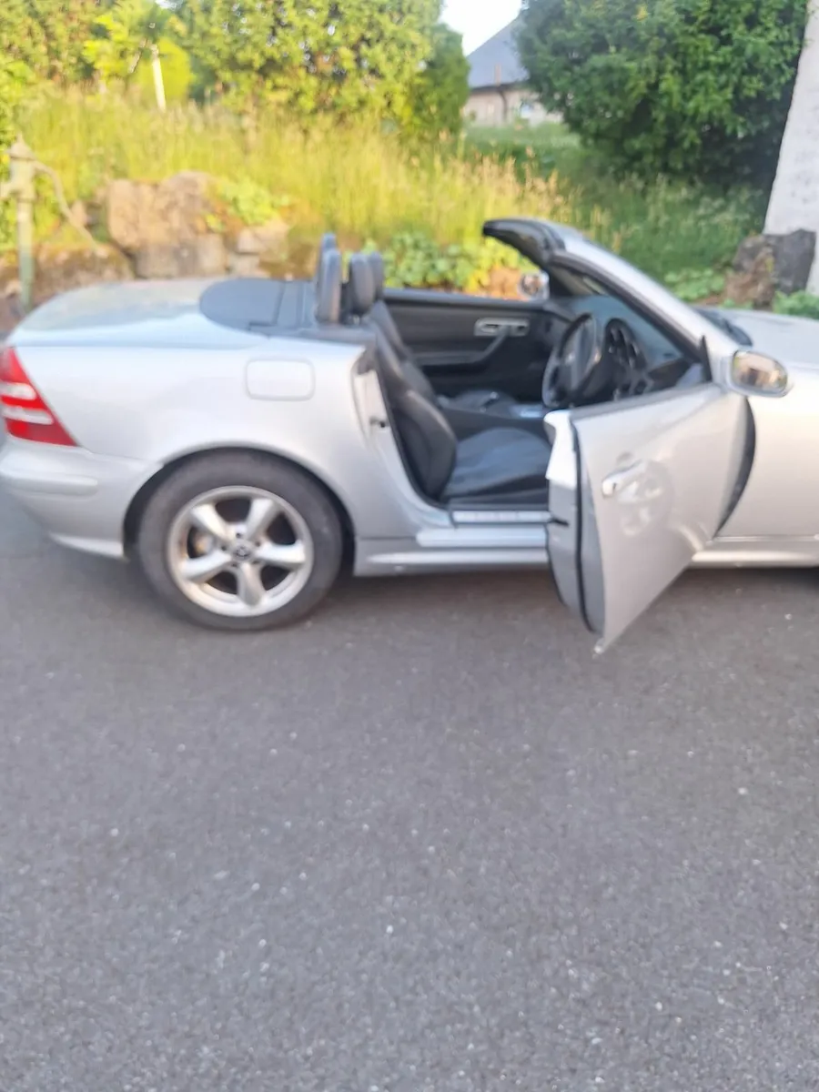 Mercedes-Benz SLK 2002 - Image 4