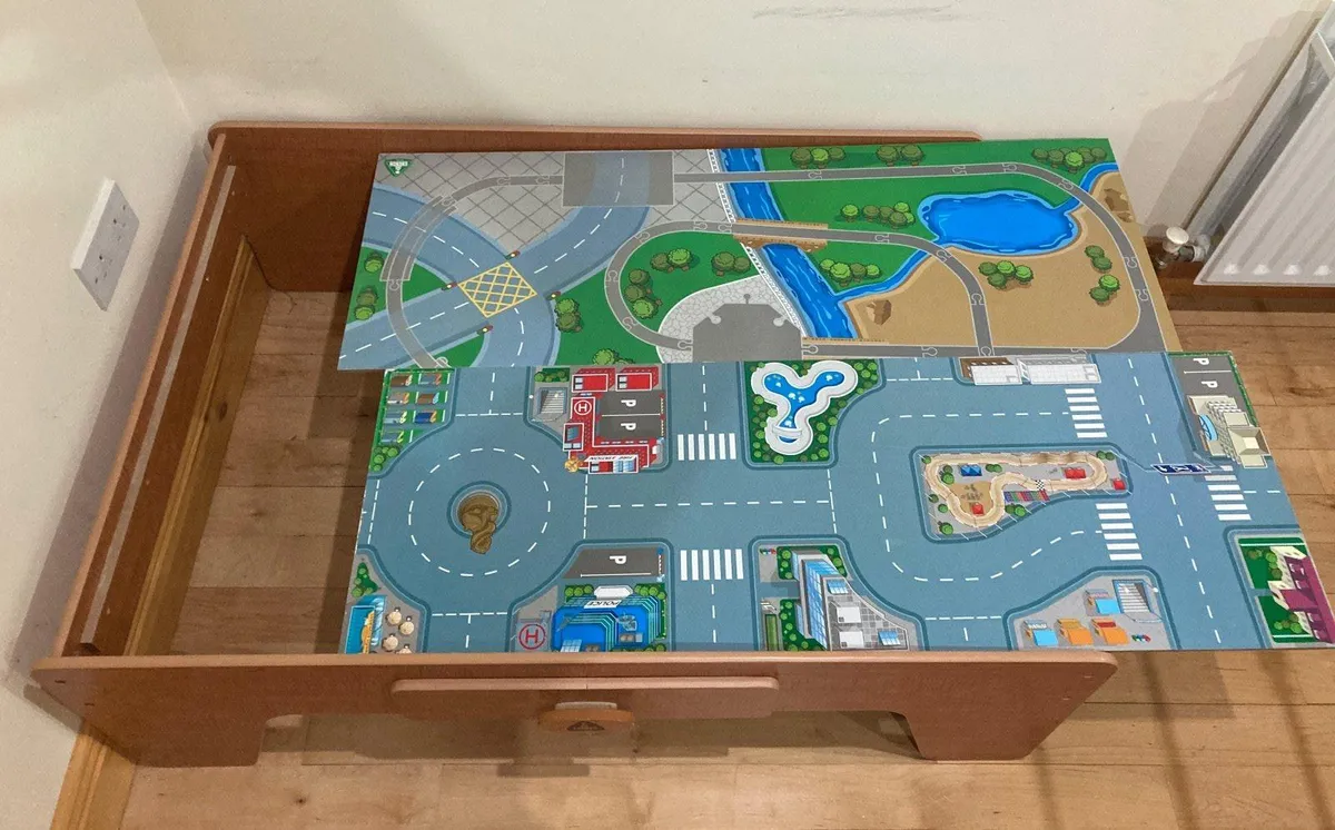 Play table - Image 4