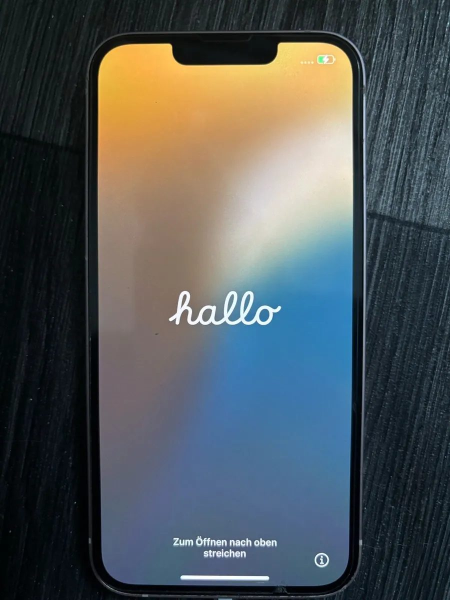 iPhone 13 - Image 3
