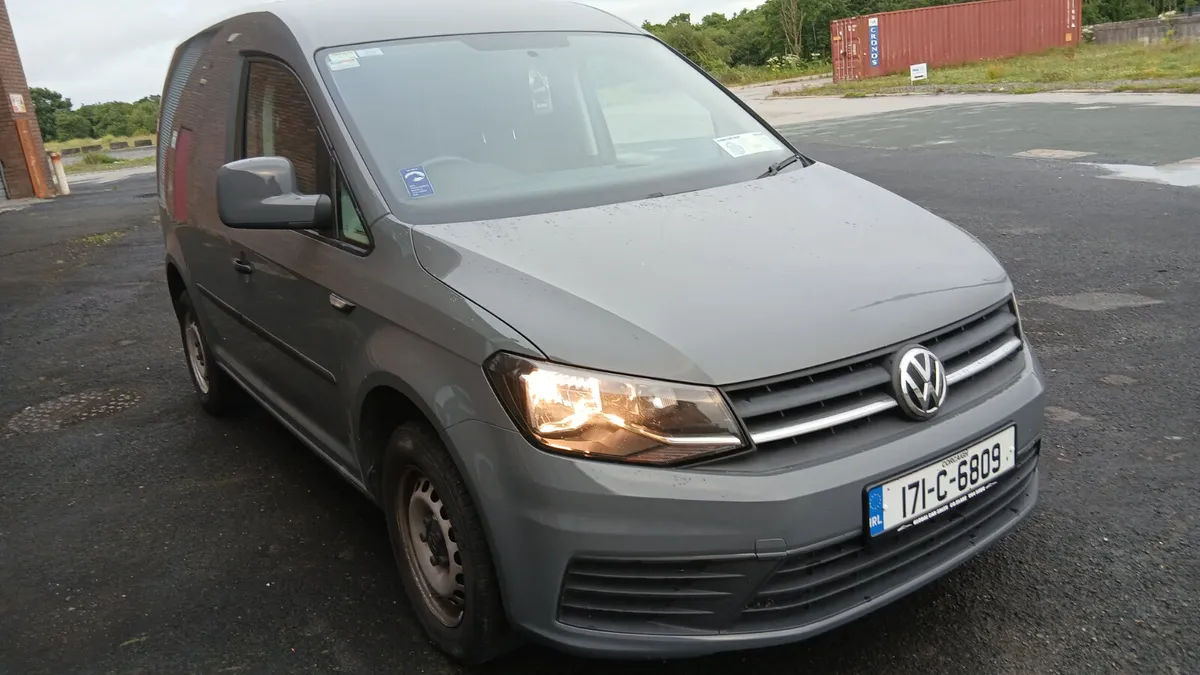 Volkswagen Caddy 2017 - Image 2