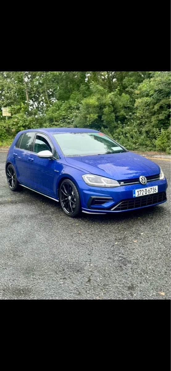 Volkswagen Golf R - Image 1