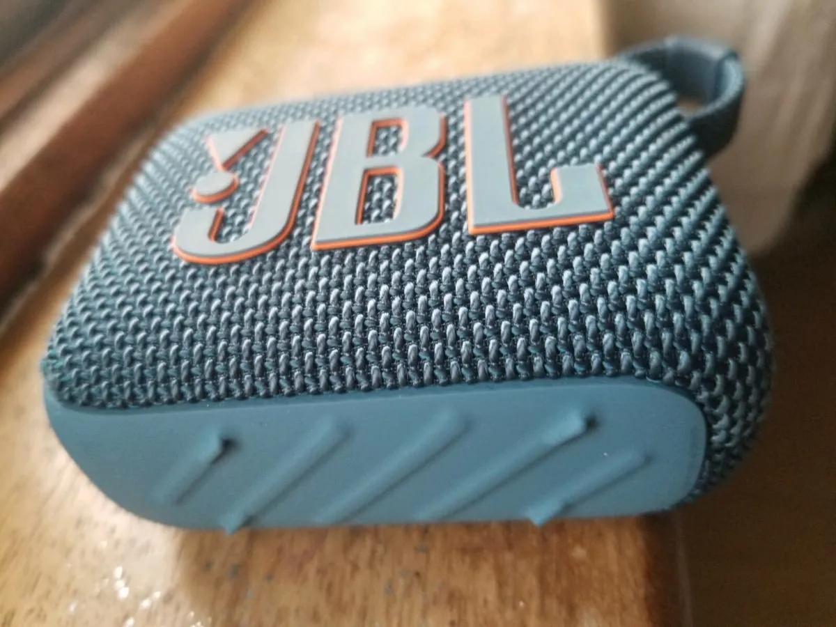 JBL go4 speaker - Image 1